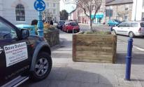 Dave Dobson for making these fabulous replacement olive planters from timber donated by Solo Building Supplies Dave Dobson for making these fabulous replacement olive planters from timber donated by Solo Building Supplies